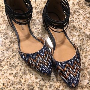 New RAMPAGE woven design flats size 6
